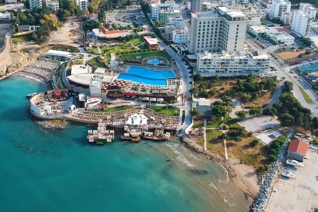 Lord's Palace Hotel SPA